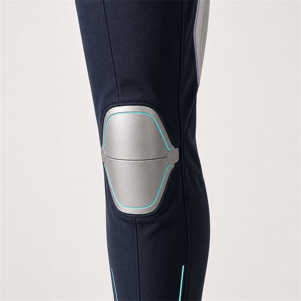 Knie- und Oberflächendesign der BotCouture Utility Pants Light – visuelles Designkonzept